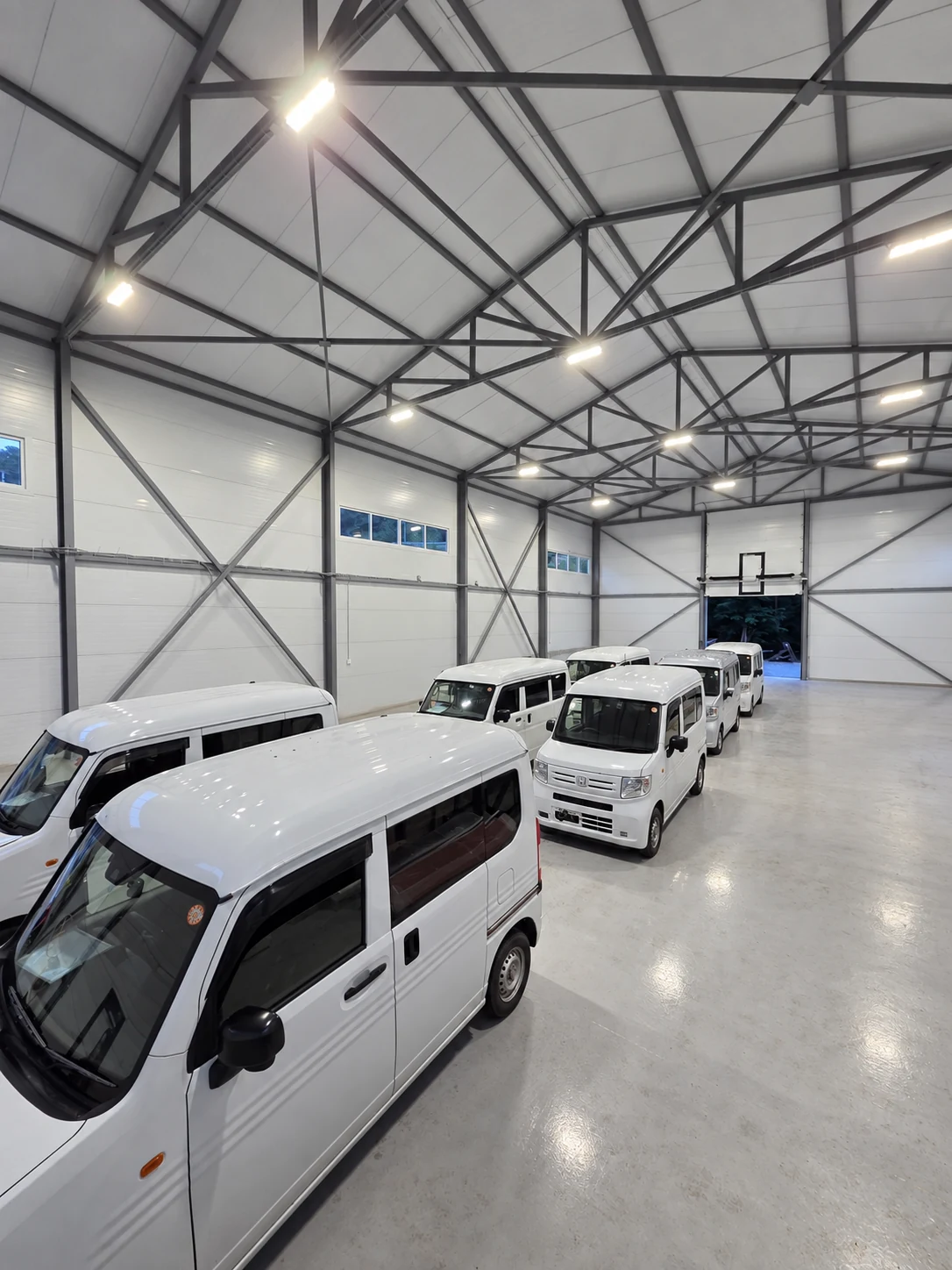 Honda N-VAN на хранении на складе АвтоМост Азия во Владивостоке